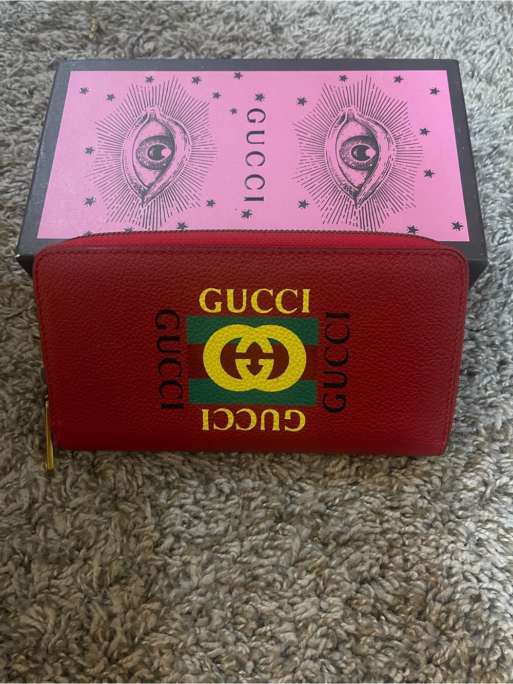 Gucci Red Leather Zip-Around Wallet with Green and Yellow Logo